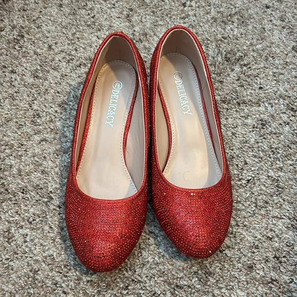 Red Sparkly Rhinestone Round Toe Slip On Low Heel Shows - Picture 13 of 13